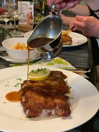 Leuchtner's an der Rennbahn