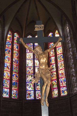 Kollegiatstift St. Arnual