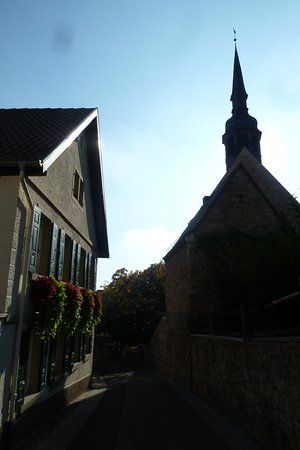 Zehnthof und Papiermuseum in Gleisweiler