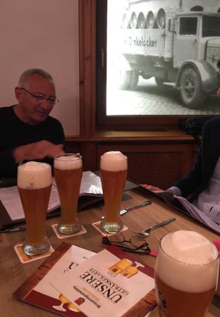 Dinkelacker Pilsstuben