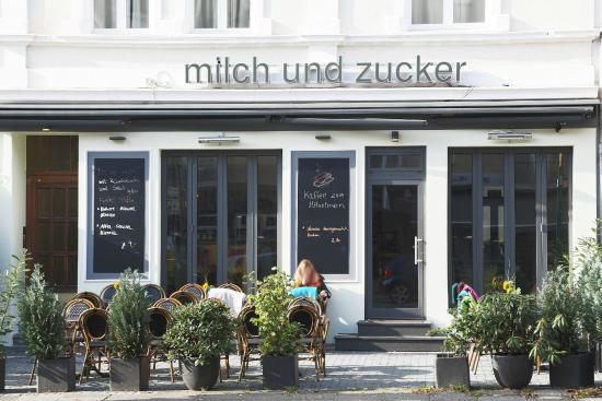 Milch und Zucker