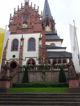 St. Peter und Alexander