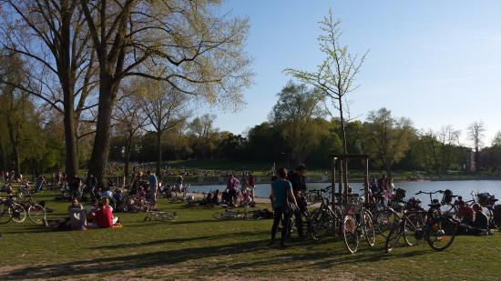 Biergarten am Aachener Weiher