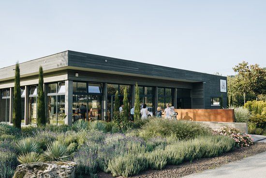 Brennerei & Weingut Wild