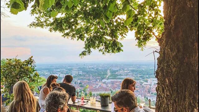 Anders auf dem Turmberg Hofbistro