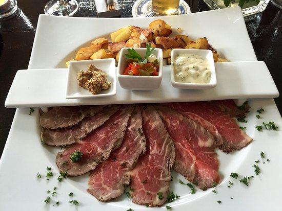 Weinstube alte Schule