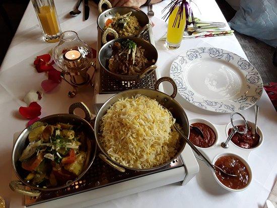 Taj Tandoori