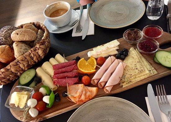 MELA Cafe Kaffee Coffee