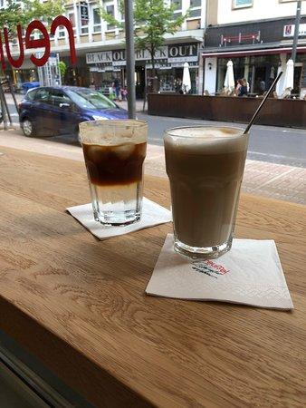 SALON in der Buchhandlung Reuffel