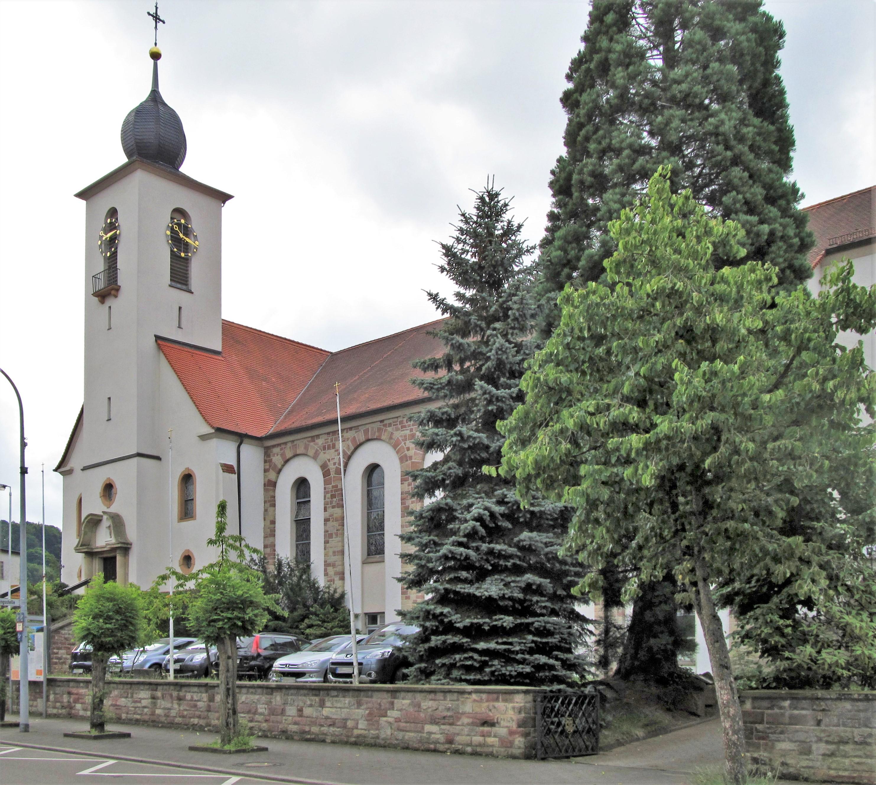 Herz-Jesu-Kirche