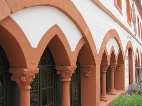 Ehemaliges Stiftsgebäude