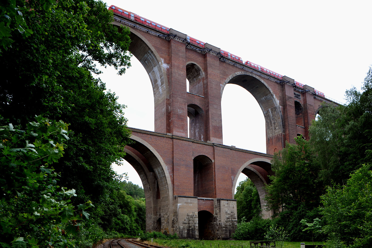 Elstertalbrücke