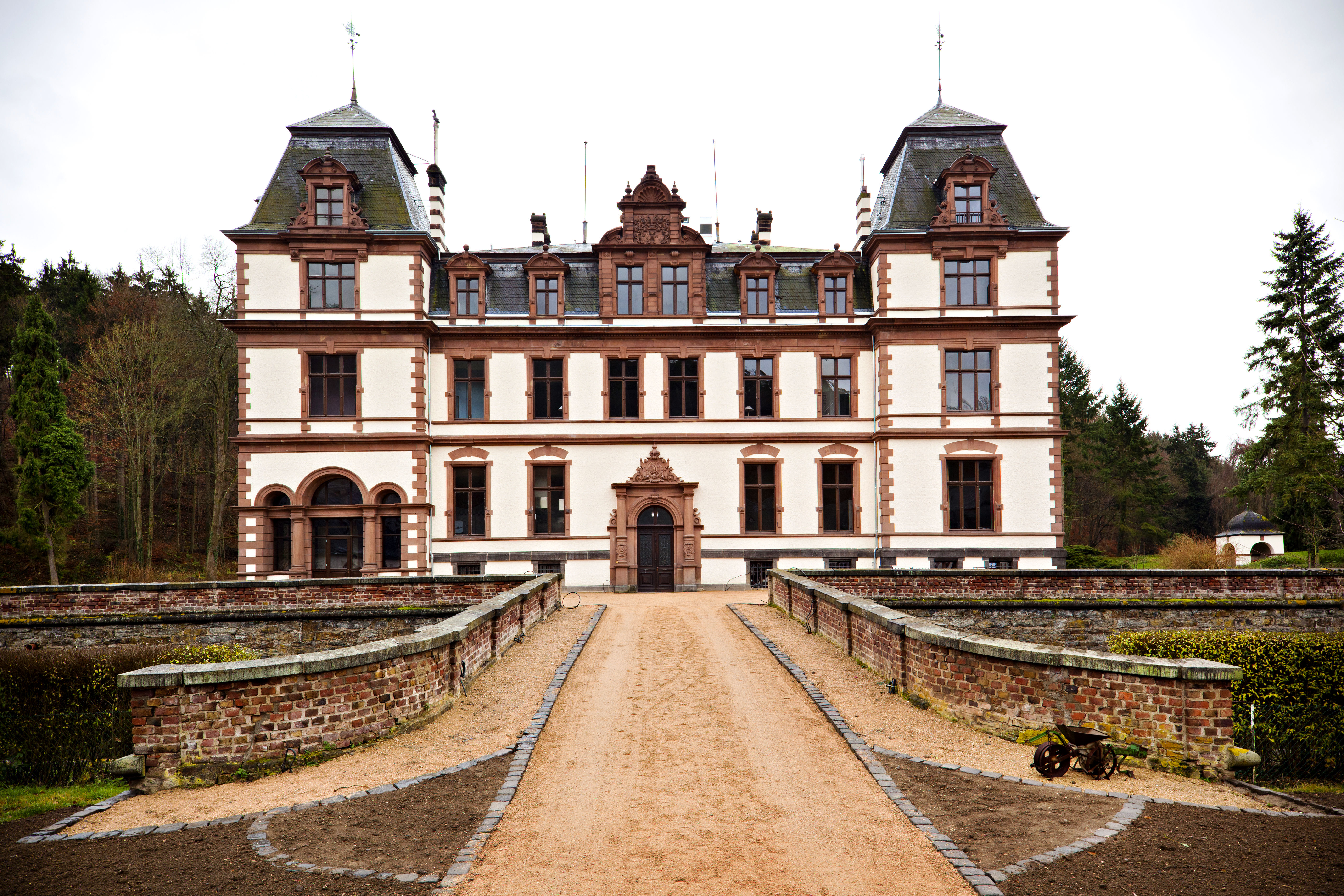 Schloss Ahrenthal