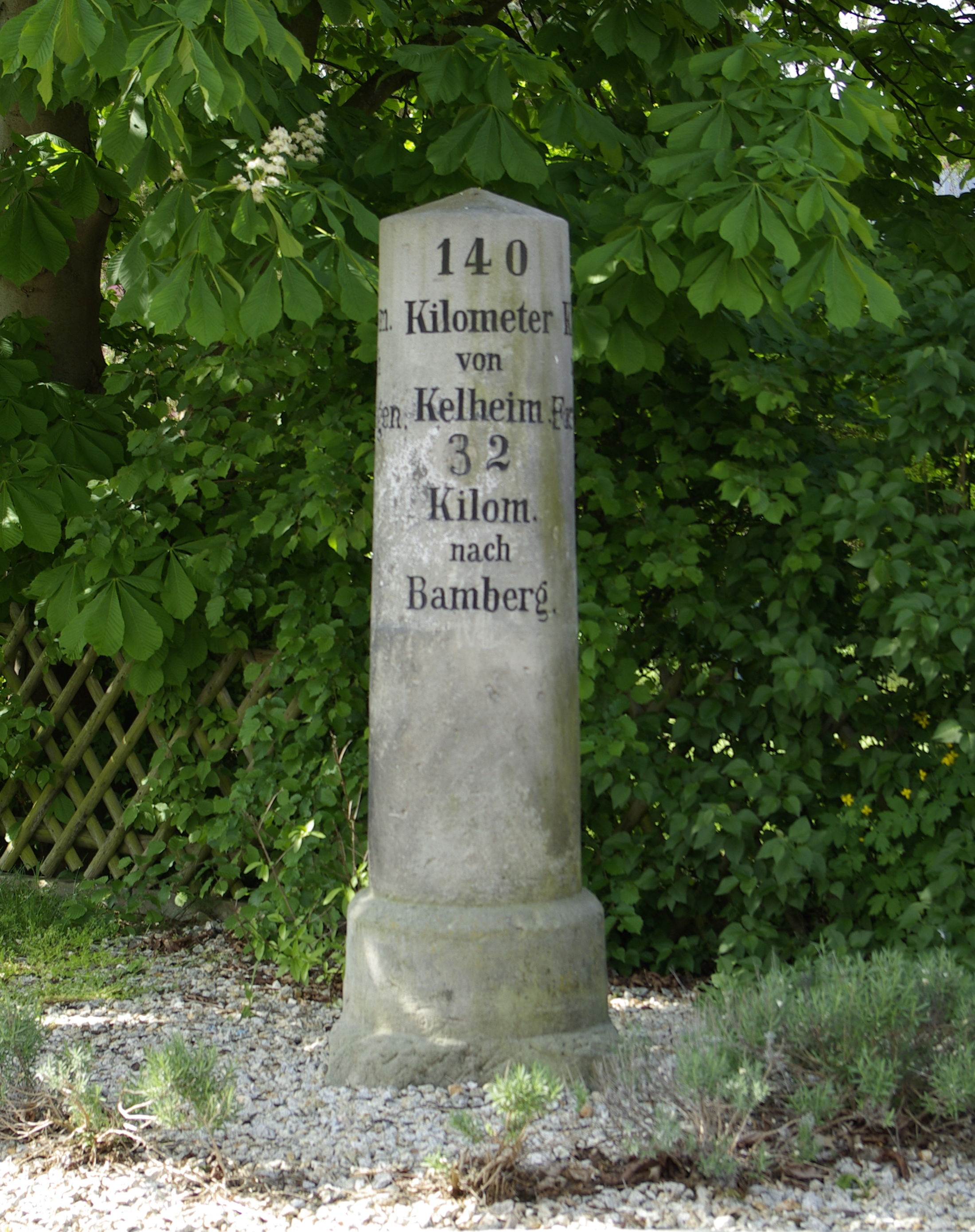 Kilometerstein 140 in Baiersdorf