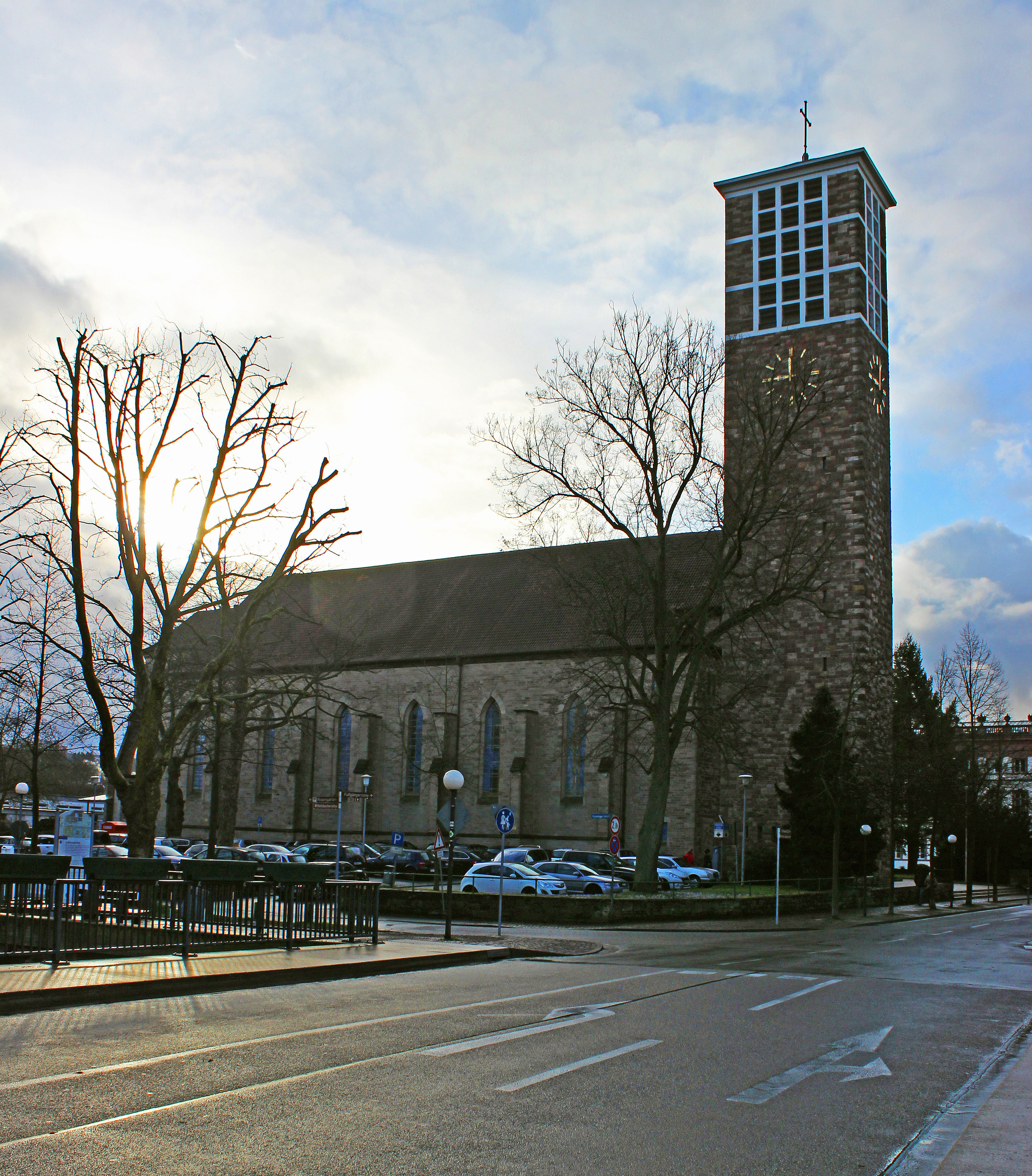 Heilig-Kreuz-Kirche