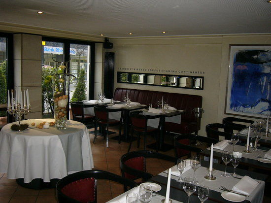 Kaiserhof Brasserie Hotel